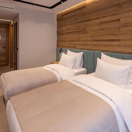 Hotel Zlatibor Отель